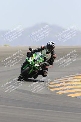 media/May-14-2023-SoCal Trackdays (Sun) [[024eb53b40]]/Turn 12 (1145am)/